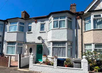 Thumbnail 3 bedroom terraced house to rent in Babington Road, London