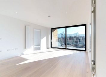 Thumbnail 2 bed flat to rent in Masthead House, London