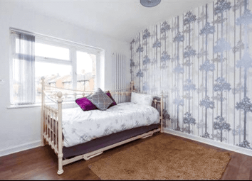 Thumbnail Semi-detached house to rent in Long Readings Lane, Slough