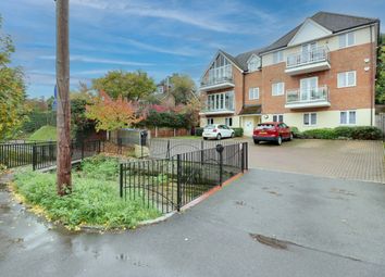 Thumbnail 2 bed flat to rent in Bassetsbury Lane, High Wycombe