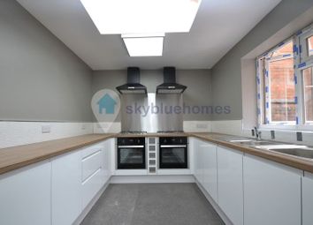 5 Bedroom End terrace house for rent