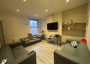 Thumbnail Property to rent in Hessle Place, Hyde Park, Leeds