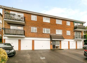 Thumbnail Flat for sale in Oxford Road, Redhill, Surrey