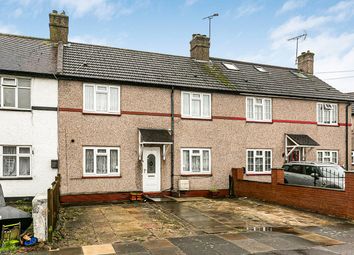 Thumbnail Terraced house for sale in Carpenter Gardens, Winchmore Hill