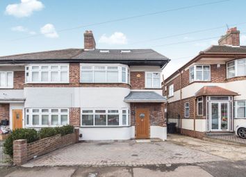 4 Bedrooms Semi-detached house for sale in Valley Hill, Loughton IG10