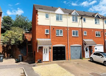 3 Bedroom End terrace house for sale
