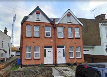 Thumbnail 1 bed flat to rent in Shakespeare Drive, Westcliff-On-Sea
