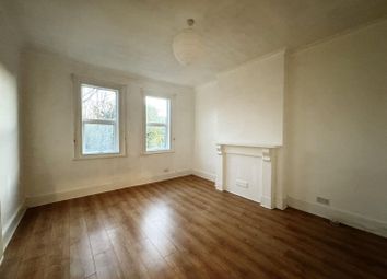 Thumbnail Studio to rent in Uxbridge Road, London