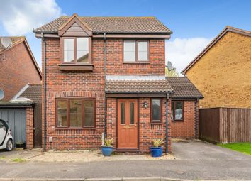 Thumbnail Detached house to rent in Thorne Way, Aylesbury