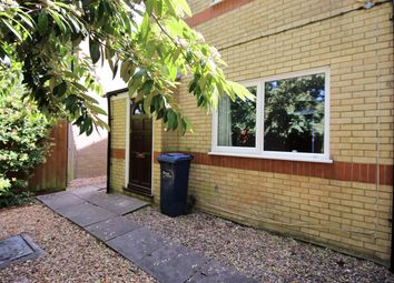 Thumbnail 1 bed flat to rent in Victoria Road, Cambridge