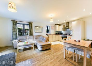 Thumbnail 3 bedroom flat to rent in Broadwater Road, London