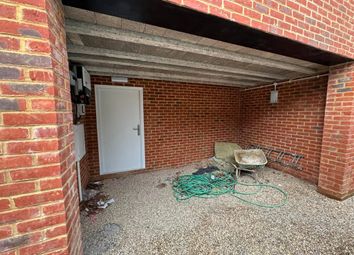 Thumbnail Commercial property to let in Brighton Road, Horley, Surrey