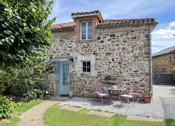 Thumbnail 4 bed property for sale in Bussiere-Poitevine, Limousin, 87320, France