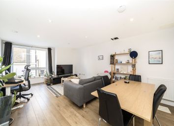 Thumbnail Flat for sale in Greenwich High Road, Greenwich