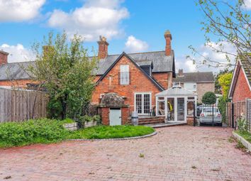 Thumbnail 5 bed terraced house for sale in Park Lane, Henlow