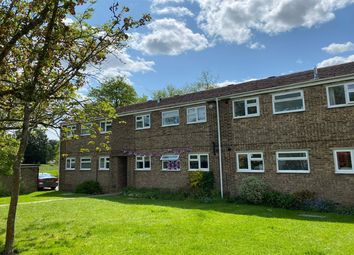 Thumbnail Flat to rent in 8 Alderfield, Petersfield, Hampshire