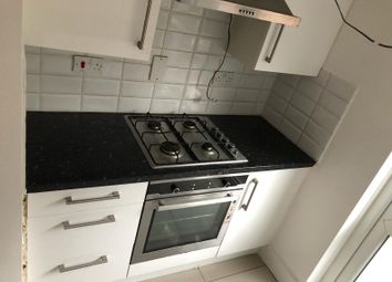 1 Bedrooms Flat to rent in Grove Park, London, Stamford Hill N15