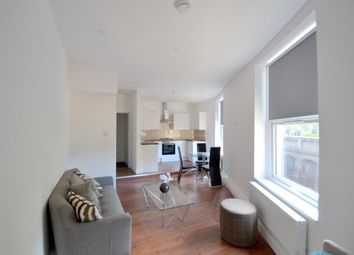 2 Bedrooms Flat to rent in Pembroke Terrace, Queens Grove, London NW8
