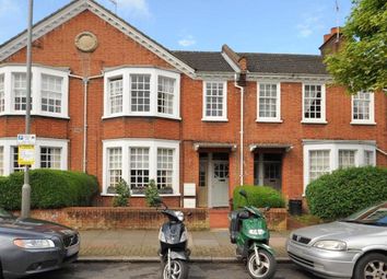 3 Bedrooms Maisonette to rent in Swaby Road, London SW18