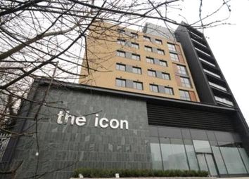 2 Bedrooms Flat for sale in The Icon, Southernhay, Basildon, Essex SS14