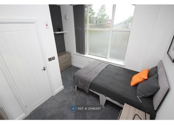 Thumbnail Room to rent in Old Hall Street, Kearsley, Bolton