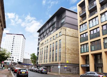 Thumbnail Flat for sale in Kent Road, Glasgow