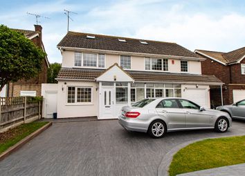 6 bed detached house for sale in Wyatts Drive, Southend-On-Sea SS1