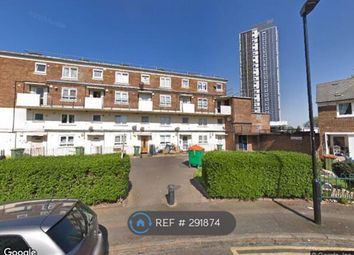 3 Bedrooms Flat to rent in Fox Close, London E16
