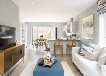 Kitchen And Family Space, 5 Bedroom Houses For Same In Aylesbury