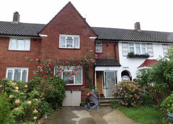 2 Bedrooms Terraced house for sale in Stowell Avenue, New Addington, Croydon, Surrey CR0