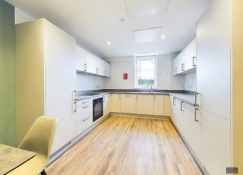 Thumbnail 6 bed flat to rent in New North Road, Exeter