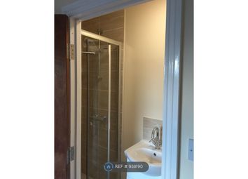 Room to rent in Smalldale Avenue, Manchester M16