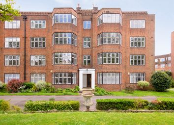 Thumbnail Flat for sale in Highlands Heath, Portsmouth Road