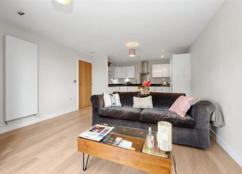 Thumbnail Flat for sale in Flowers Close, London