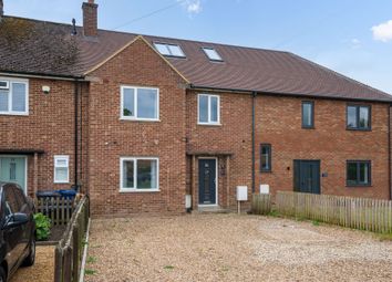 Thumbnail Terraced house for sale in Queens Close, Harston