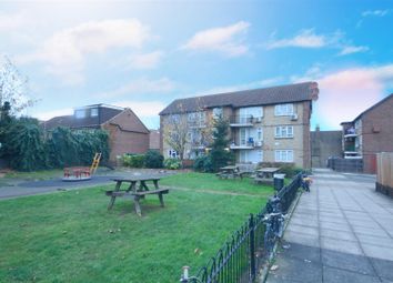 Thumbnail 2 bed flat for sale in Moundfield Road, Hackney, London