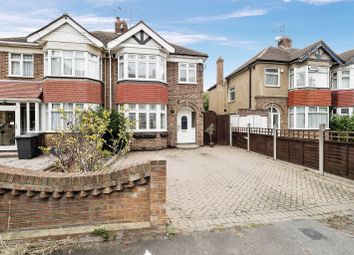 Thumbnail Terraced house to rent in Pyrles Lane, Loughton