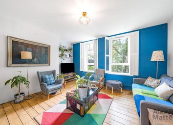 Thumbnail Flat for sale in Swan Road, Rotherhithe