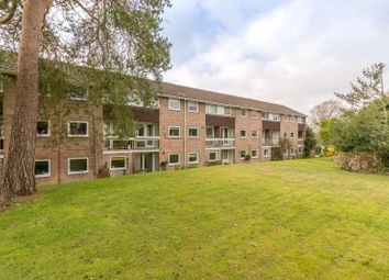 2 bed flat for sale in Dove House Close, Wolvercote, Oxford OX2