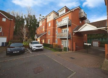 Thumbnail Flat for sale in Coopers Rise, High Wycombe
