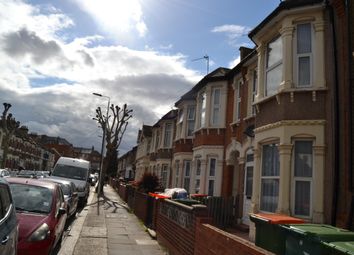 3 Bedroom Houses To Rent In Clements Road London E6 Zoopla