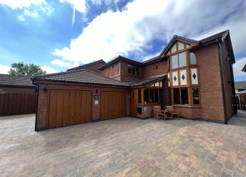 Thumbnail Detached house for sale in Fresnel Close, Newton, Hyde