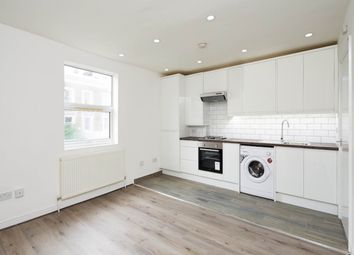 2 Bedrooms Flat to rent in Cassland Road, London E9