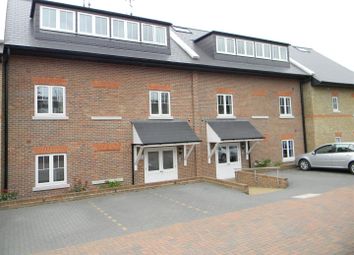 2 Bedrooms Flat to rent in Bank Mill, Berkhamsted HP4