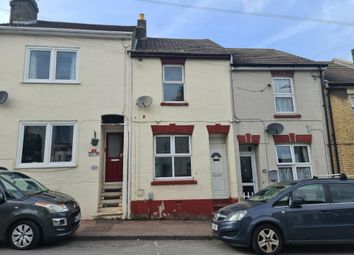 Thumbnail Terraced house to rent in Castle Road, Chatham