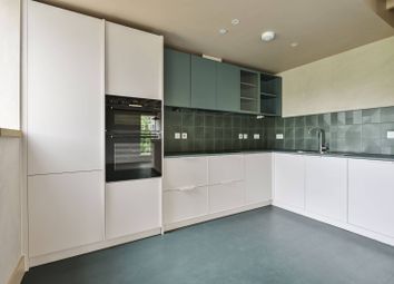 Thumbnail Flat to rent in Palace Road, Streatham Hill, London