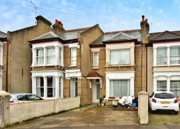 Thumbnail 2 bed flat for sale in Avenue Road, Westcliff-On-Sea