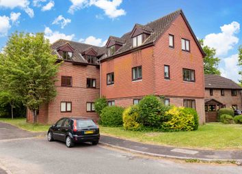 Thumbnail Flat for sale in Black Swan Close, Pease Pottage