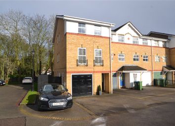 5 Bedroom End terrace house for rent