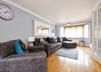 Thumbnail Terraced house for sale in Stanley Close, London